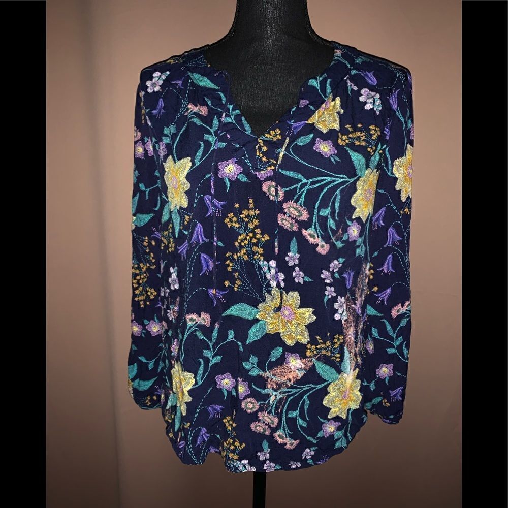 Old Navy Floral Popover Blouse